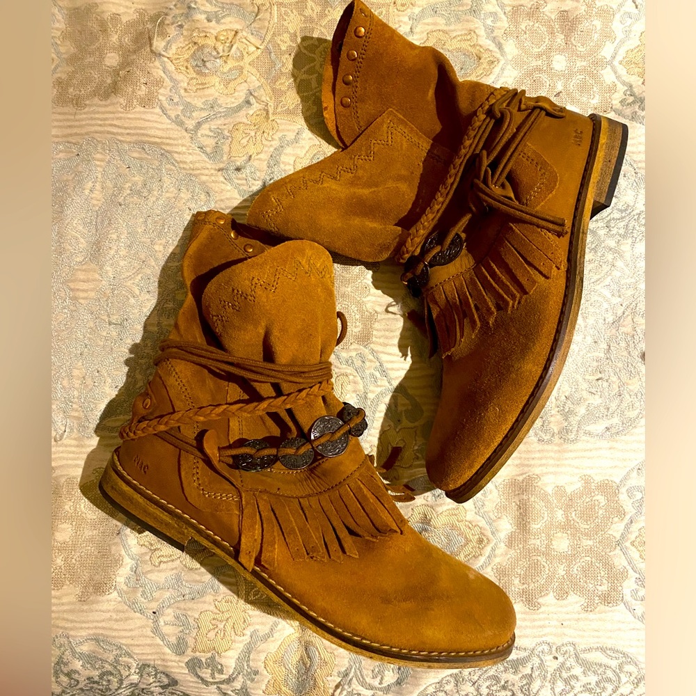 M&C Western Boots